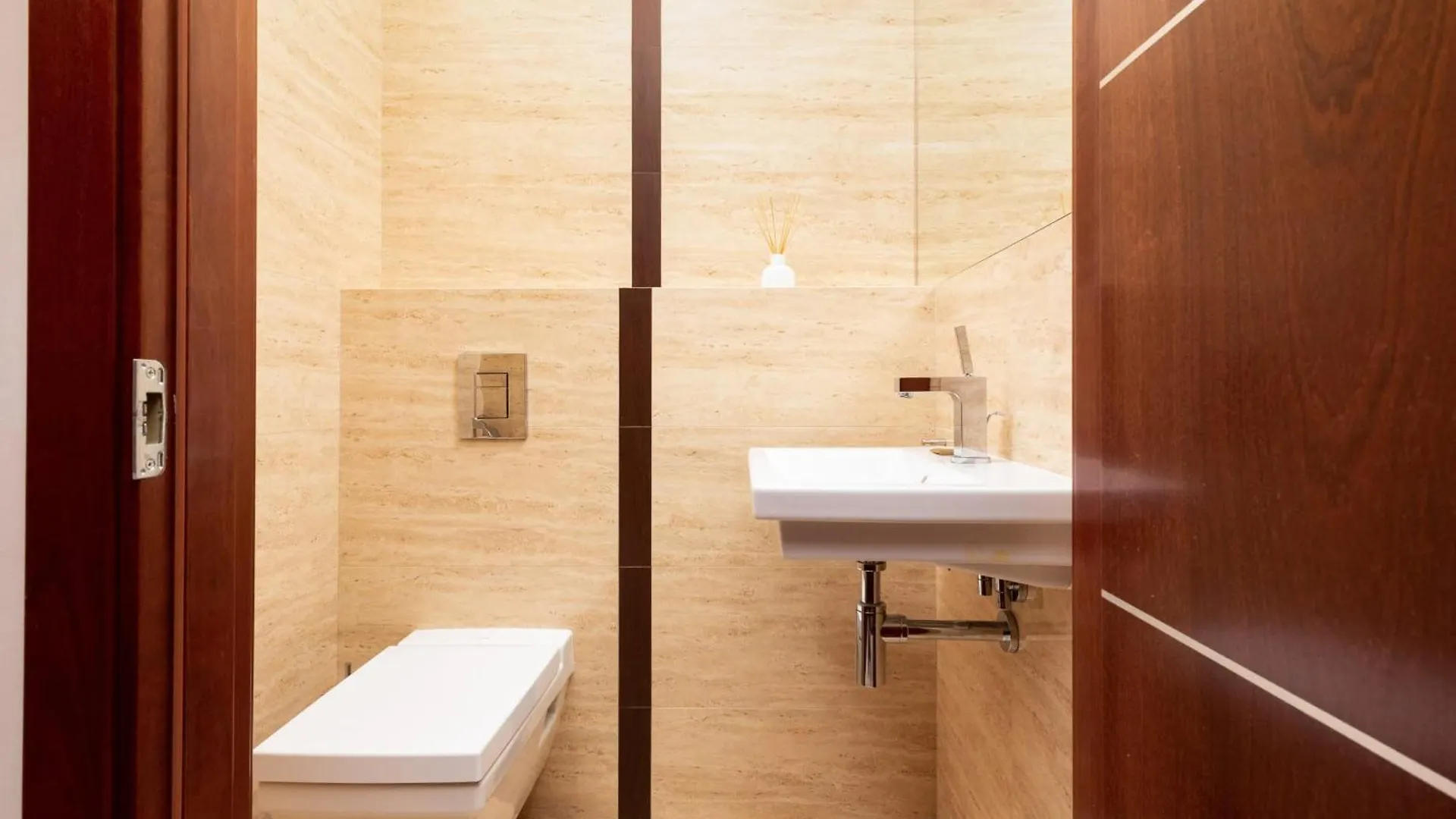Apartment Warsaw City Center Exclusive By Renters Prestige Poland
