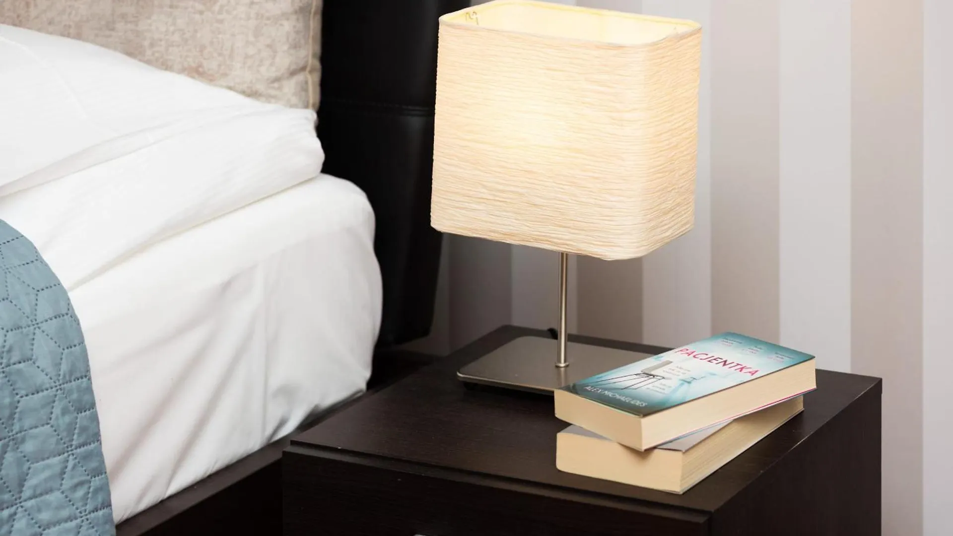 Warsaw City Center Exclusive By Renters Prestige Apartment