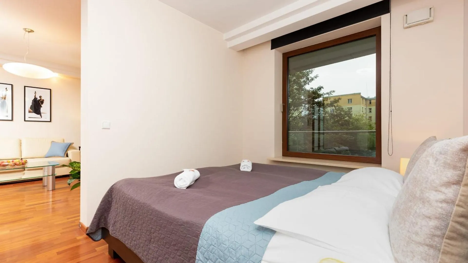 Warsaw City Center Exclusive By Renters Prestige