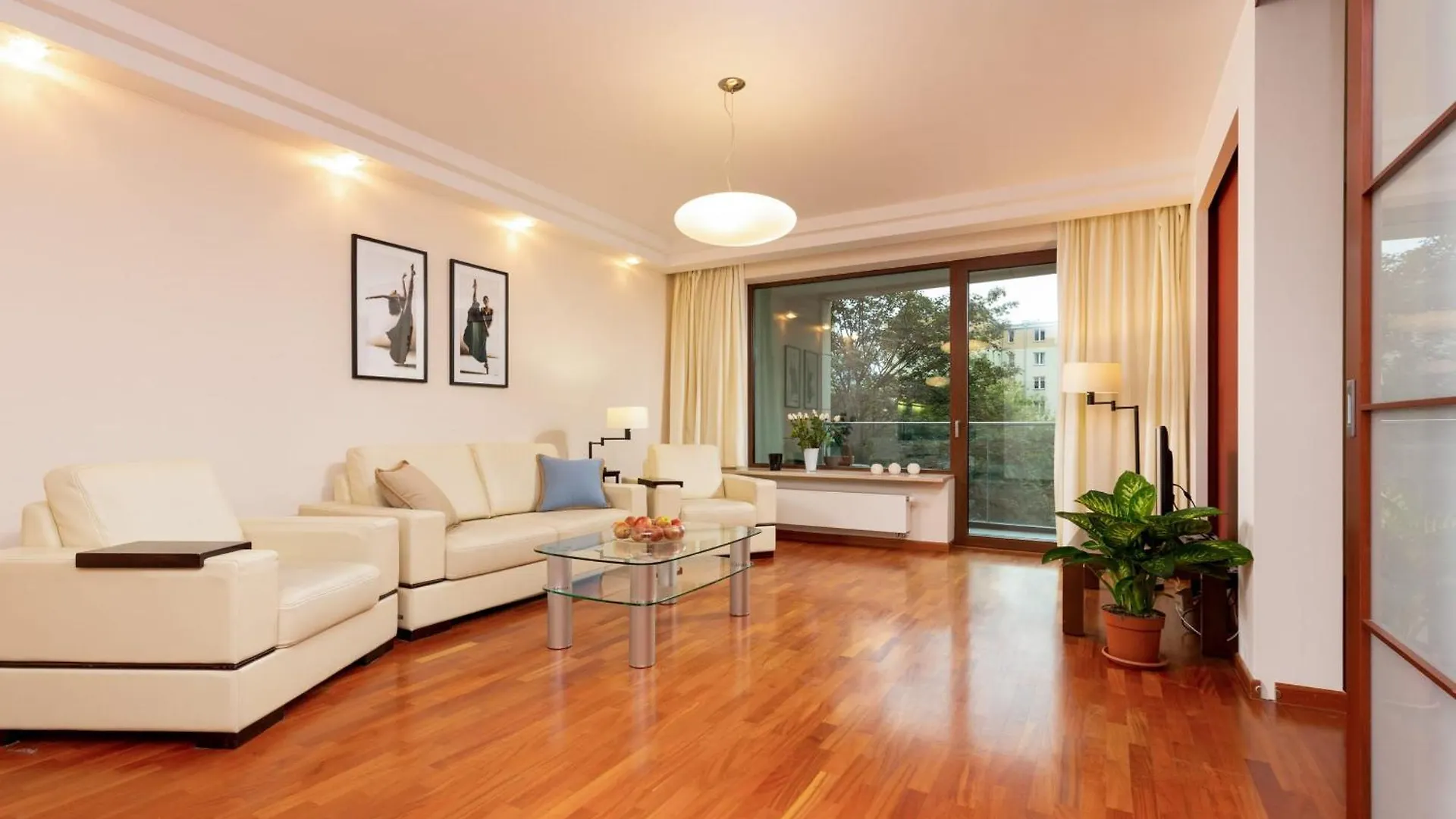 Warsaw City Center Exclusive By Renters Prestige