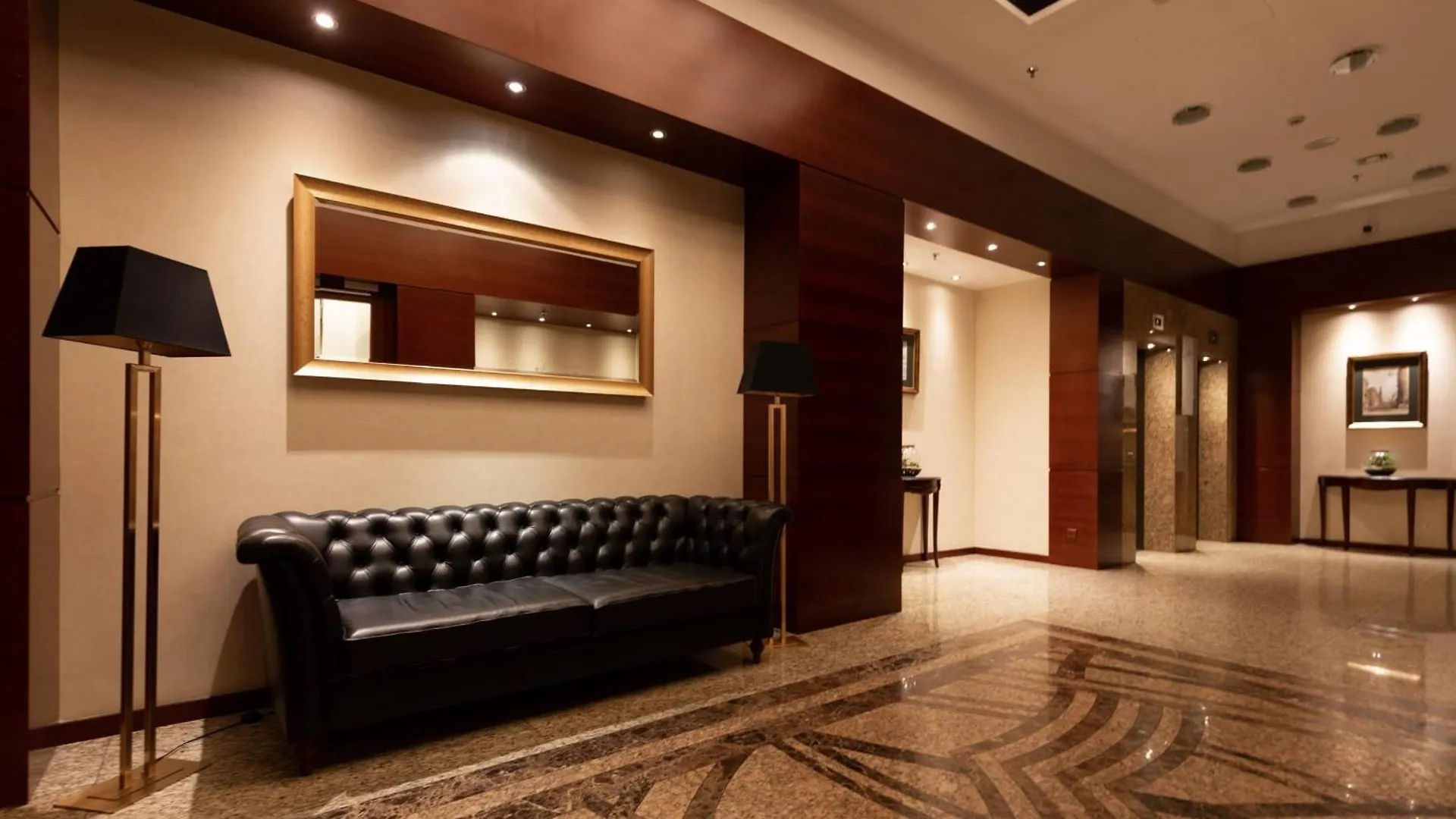 Warsaw City Center Exclusive By Renters Prestige 0*,  Poland